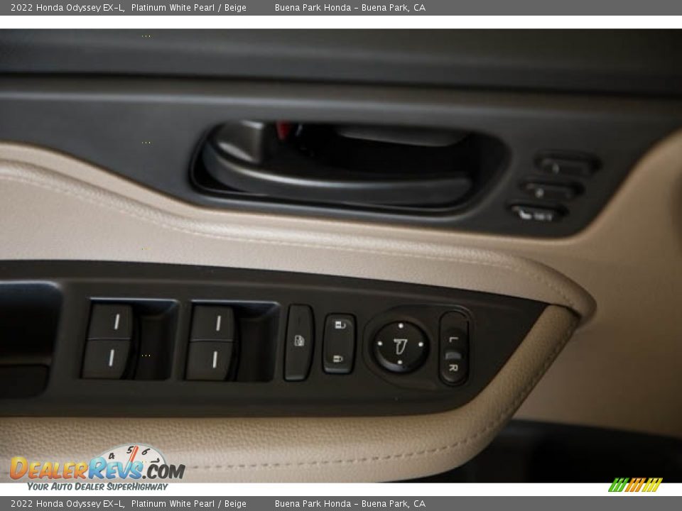 2022 Honda Odyssey EX-L Platinum White Pearl / Beige Photo #34