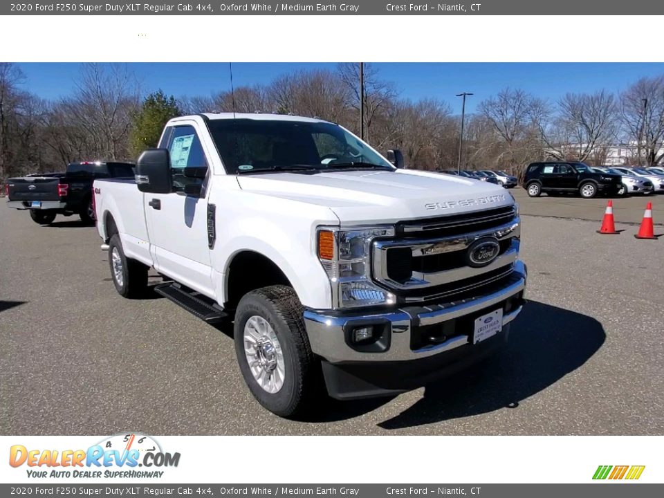 2020 Ford F250 Super Duty XLT Regular Cab 4x4 Oxford White / Medium Earth Gray Photo #1