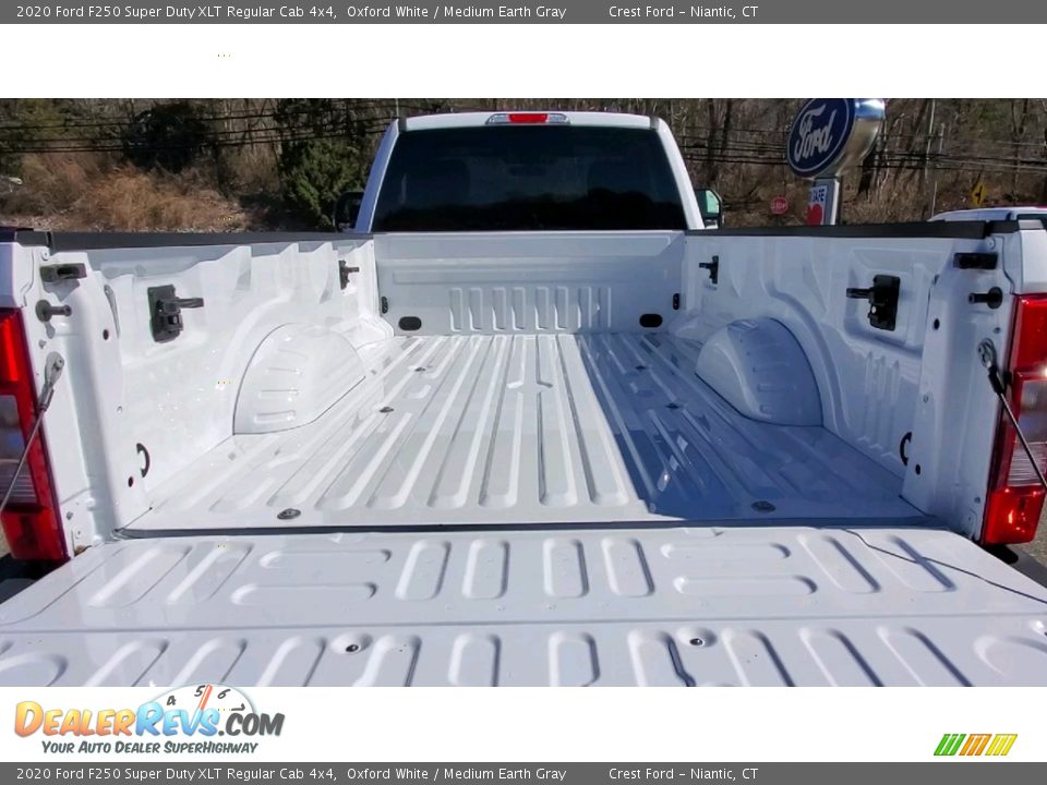 2020 Ford F250 Super Duty XLT Regular Cab 4x4 Oxford White / Medium Earth Gray Photo #18