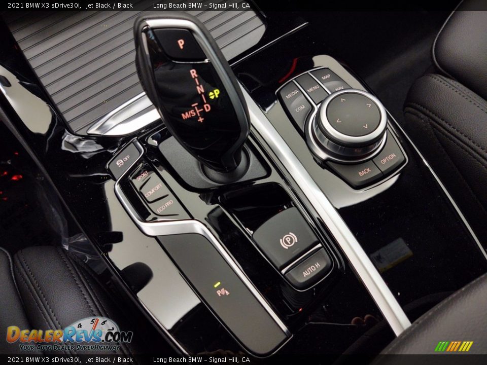 2021 BMW X3 sDrive30i Shifter Photo #22