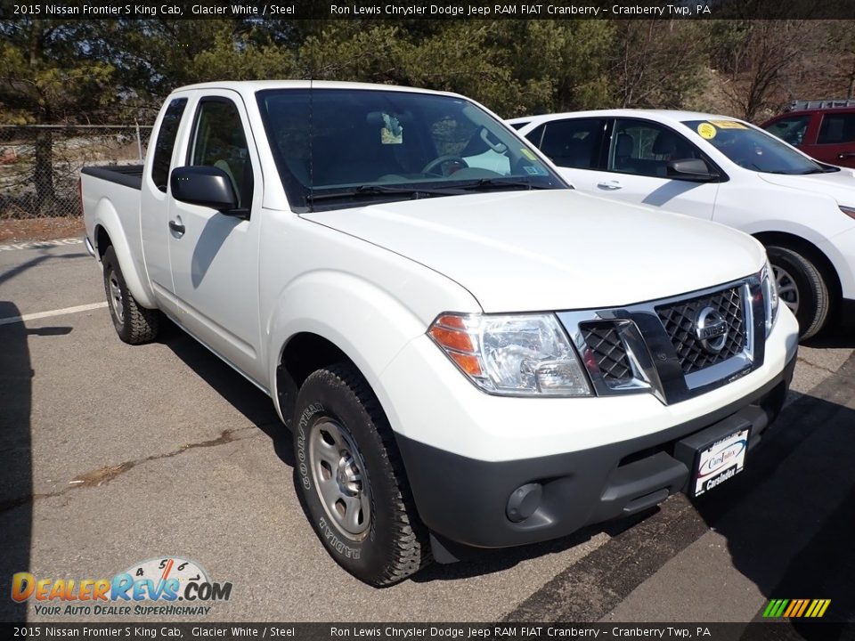 Front 3/4 View of 2015 Nissan Frontier S King Cab Photo #2