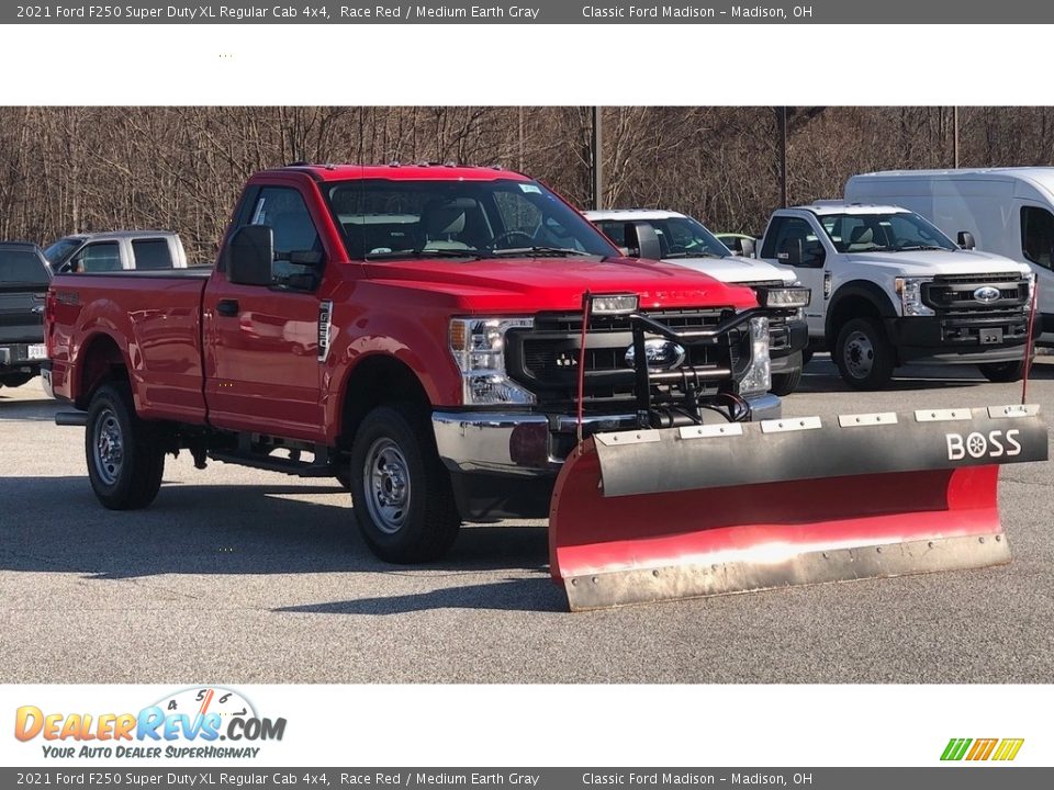 2021 Ford F250 Super Duty XL Regular Cab 4x4 Race Red / Medium Earth Gray Photo #3