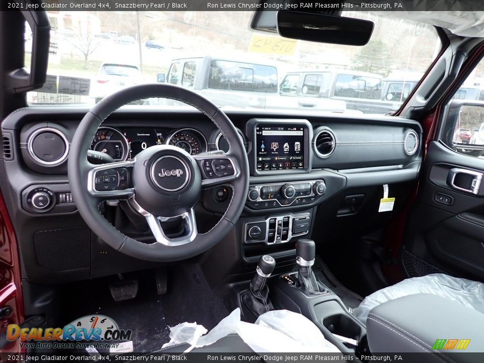 Dashboard of 2021 Jeep Gladiator Overland 4x4 Photo #12