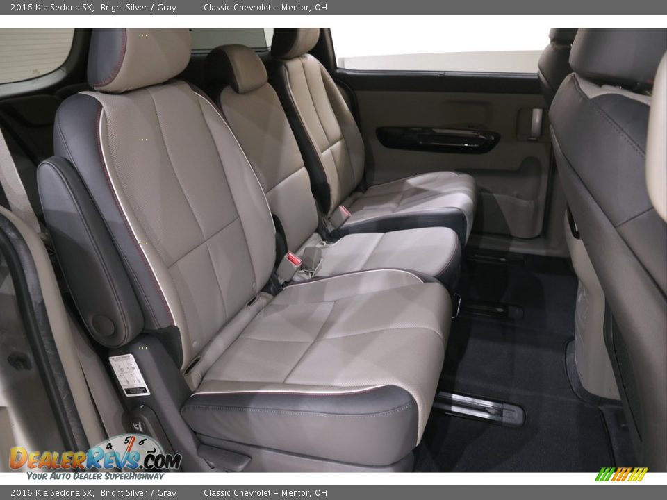 Rear Seat of 2016 Kia Sedona SX Photo #16