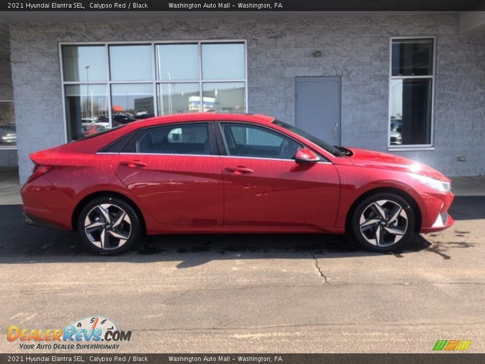 2021 Hyundai Elantra SEL Calypso Red / Black Photo #2