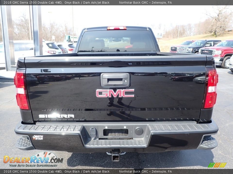 2018 GMC Sierra 1500 Double Cab 4WD Onyx Black / Dark Ash/Jet Black Photo #11