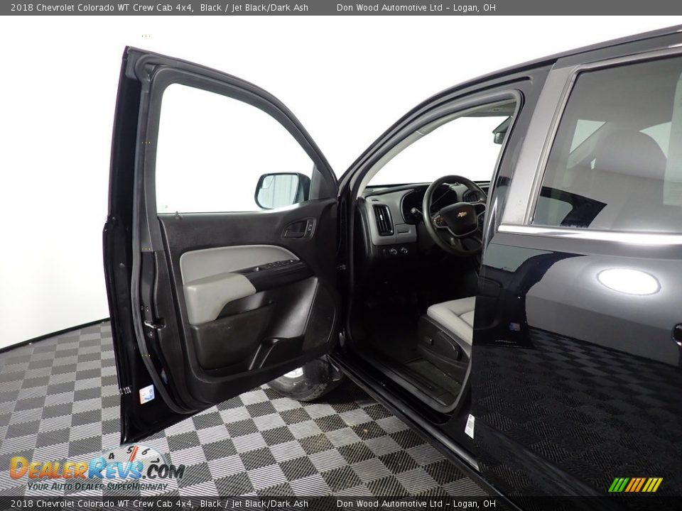 2018 Chevrolet Colorado WT Crew Cab 4x4 Black / Jet Black/Dark Ash Photo #29