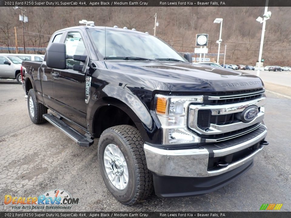 2021 Ford F250 Super Duty XL SuperCab 4x4 Agate Black / Medium Earth Gray Photo #3