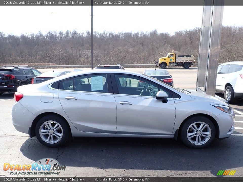 2018 Chevrolet Cruze LT Silver Ice Metallic / Jet Black Photo #5