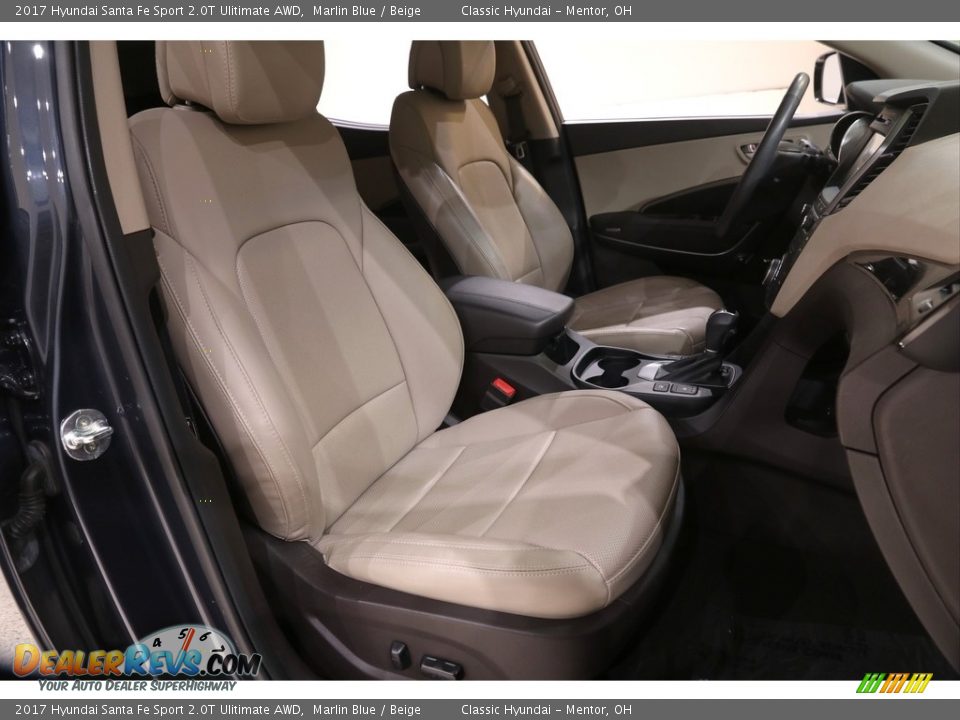 Front Seat of 2017 Hyundai Santa Fe Sport 2.0T Ulitimate AWD Photo #17