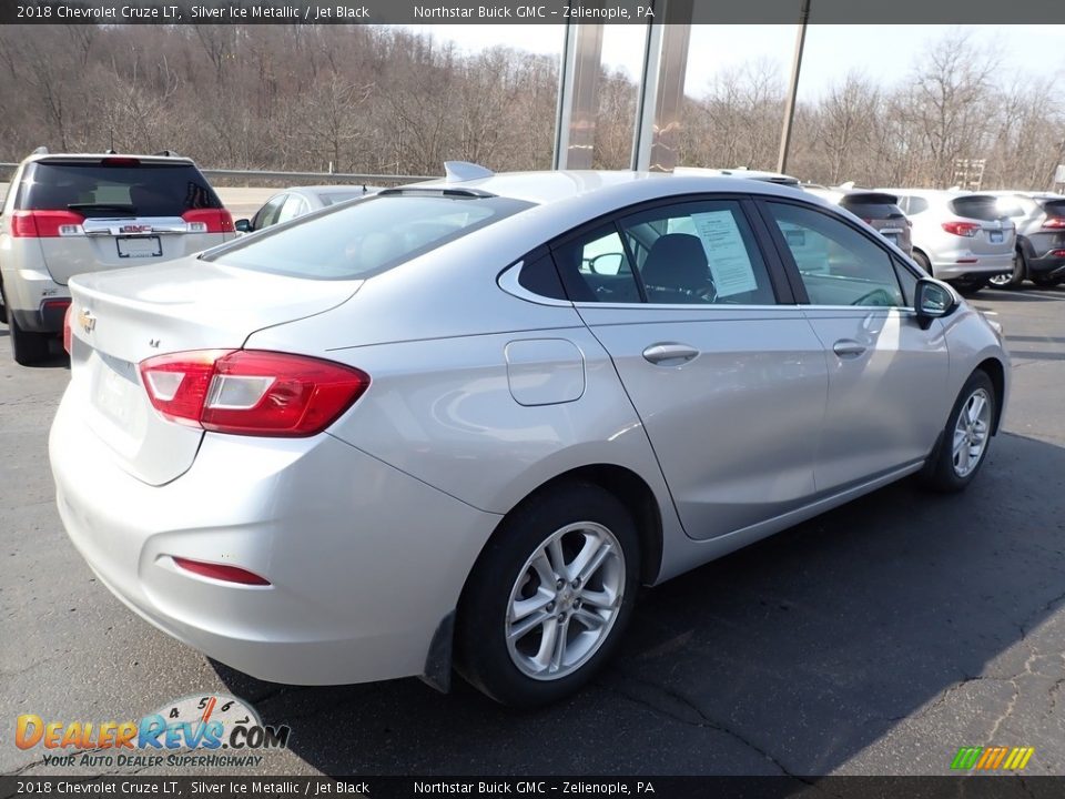 2018 Chevrolet Cruze LT Silver Ice Metallic / Jet Black Photo #9