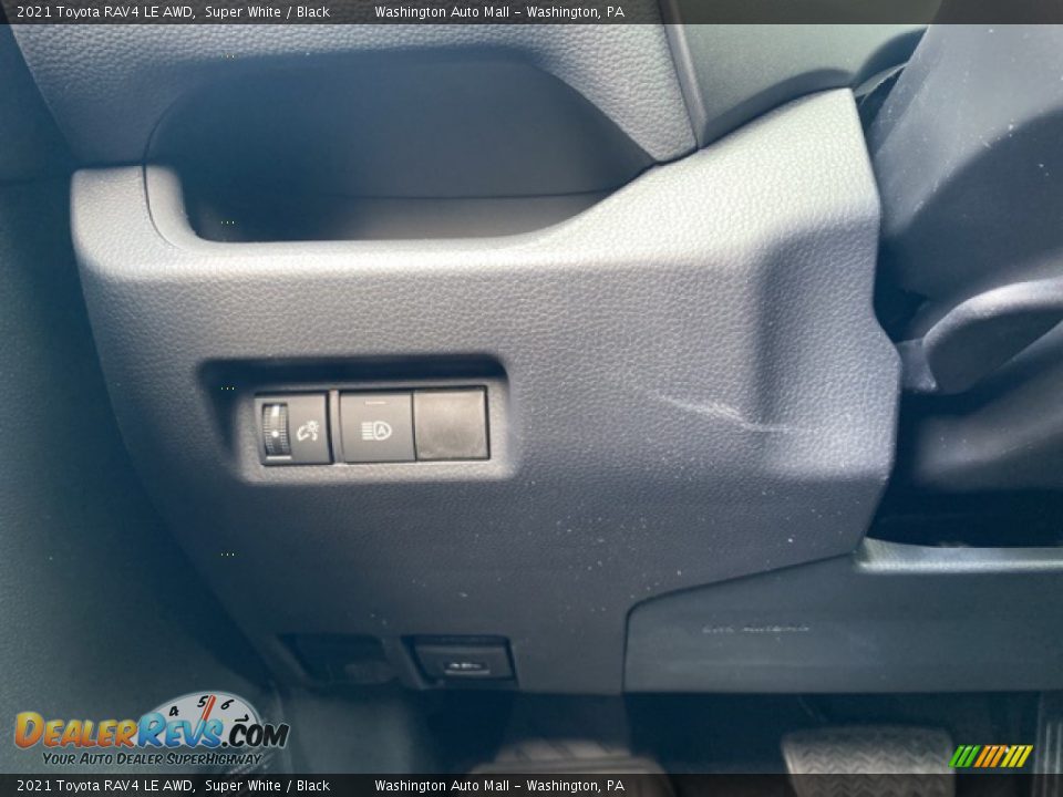 2021 Toyota RAV4 LE AWD Super White / Black Photo #13