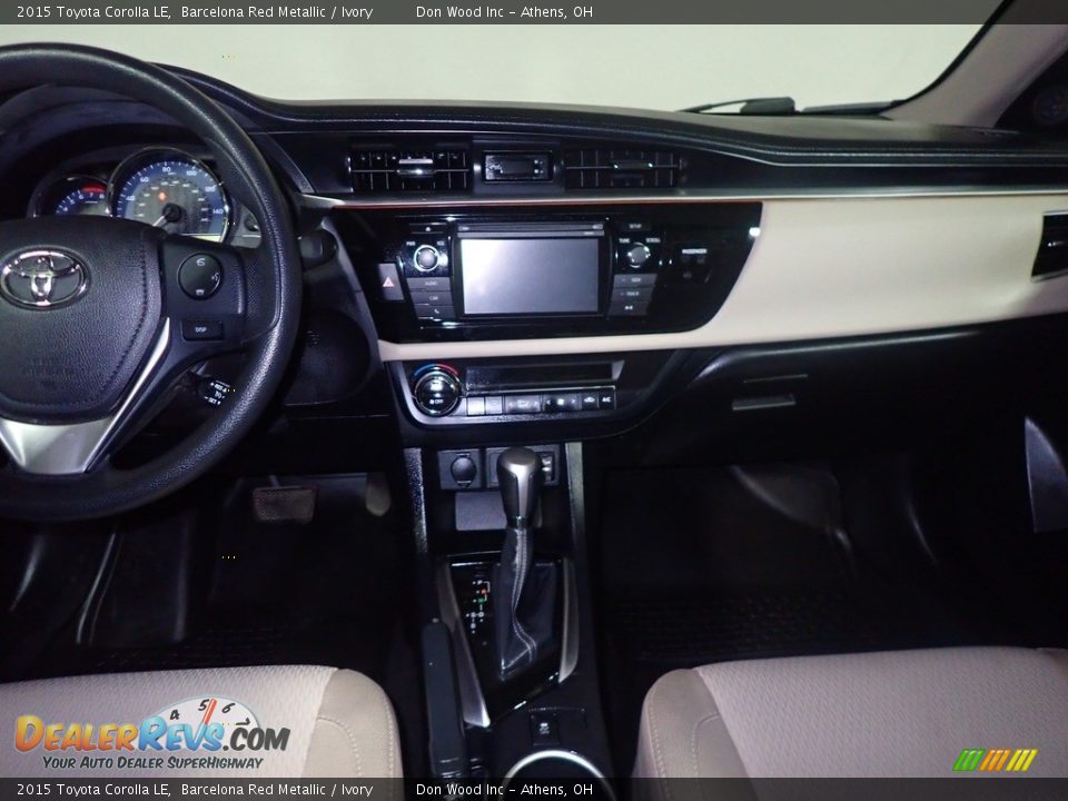 2015 Toyota Corolla LE Barcelona Red Metallic / Ivory Photo #26