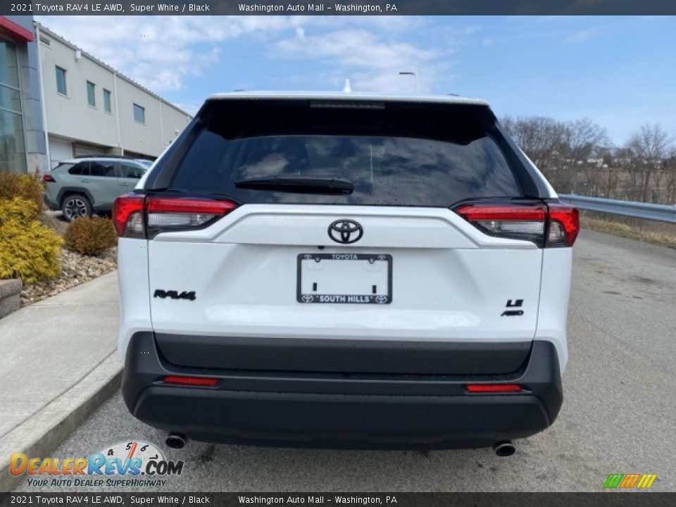 2021 Toyota RAV4 LE AWD Super White / Black Photo #20