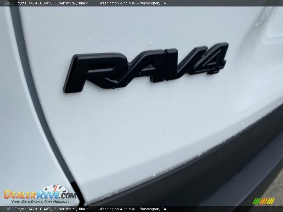 2021 Toyota RAV4 LE AWD Super White / Black Photo #22