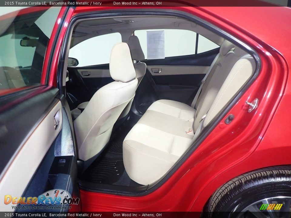 2015 Toyota Corolla LE Barcelona Red Metallic / Ivory Photo #35