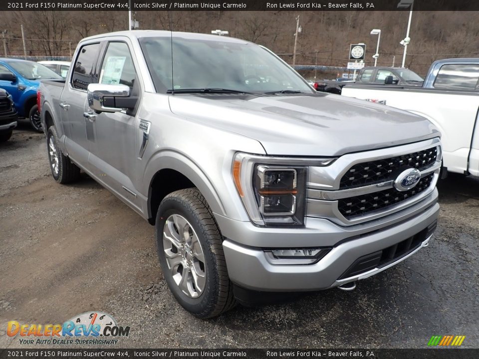 Front 3/4 View of 2021 Ford F150 Platinum SuperCrew 4x4 Photo #3