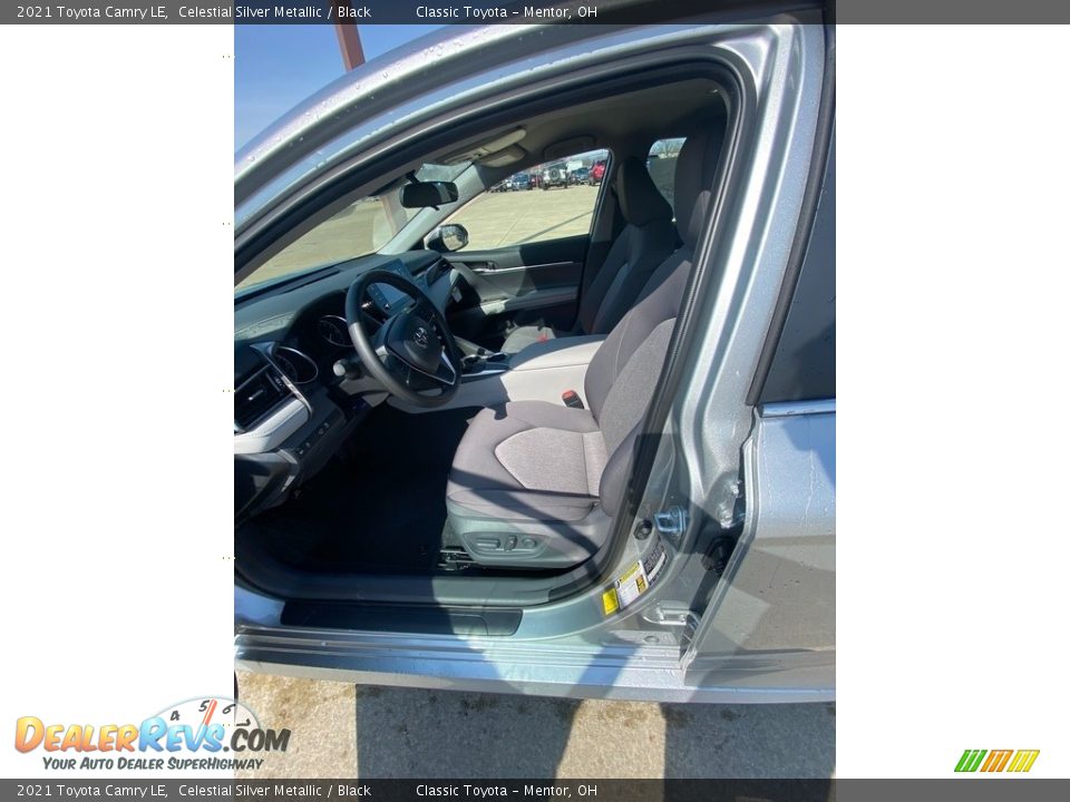 2021 Toyota Camry LE Celestial Silver Metallic / Black Photo #2