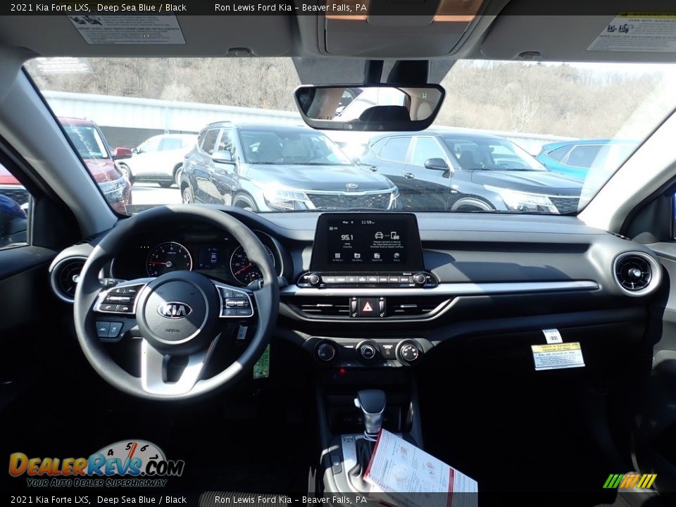 2021 Kia Forte LXS Deep Sea Blue / Black Photo #11