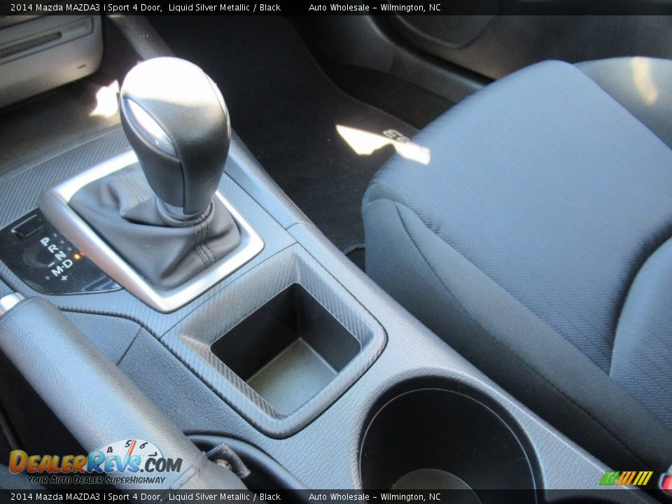 2014 Mazda MAZDA3 i Sport 4 Door Liquid Silver Metallic / Black Photo #19