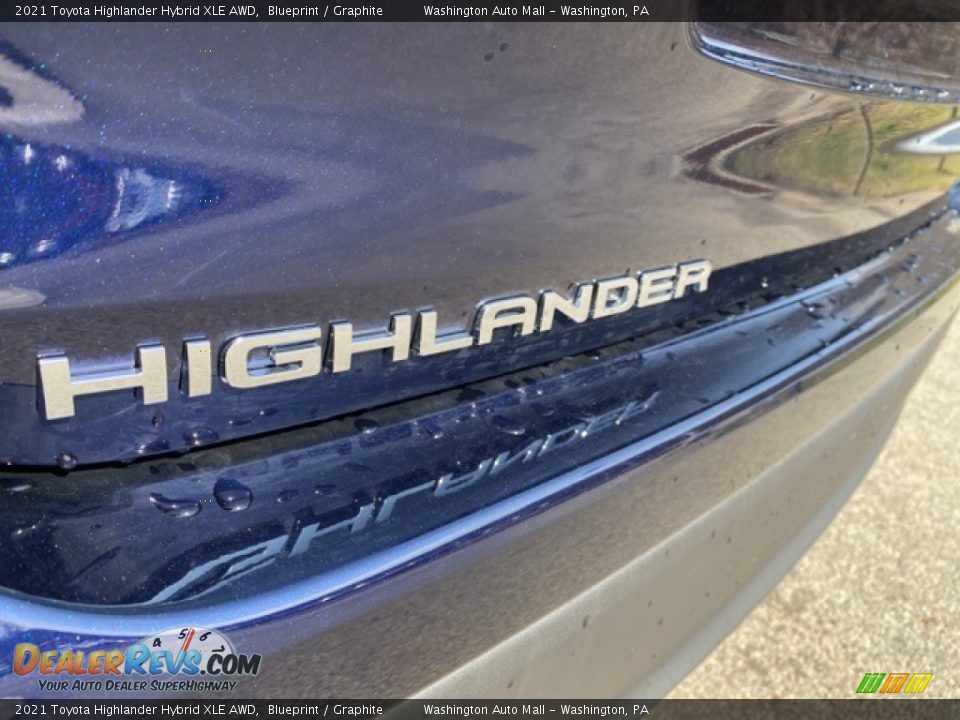 2021 Toyota Highlander Hybrid XLE AWD Blueprint / Graphite Photo #26