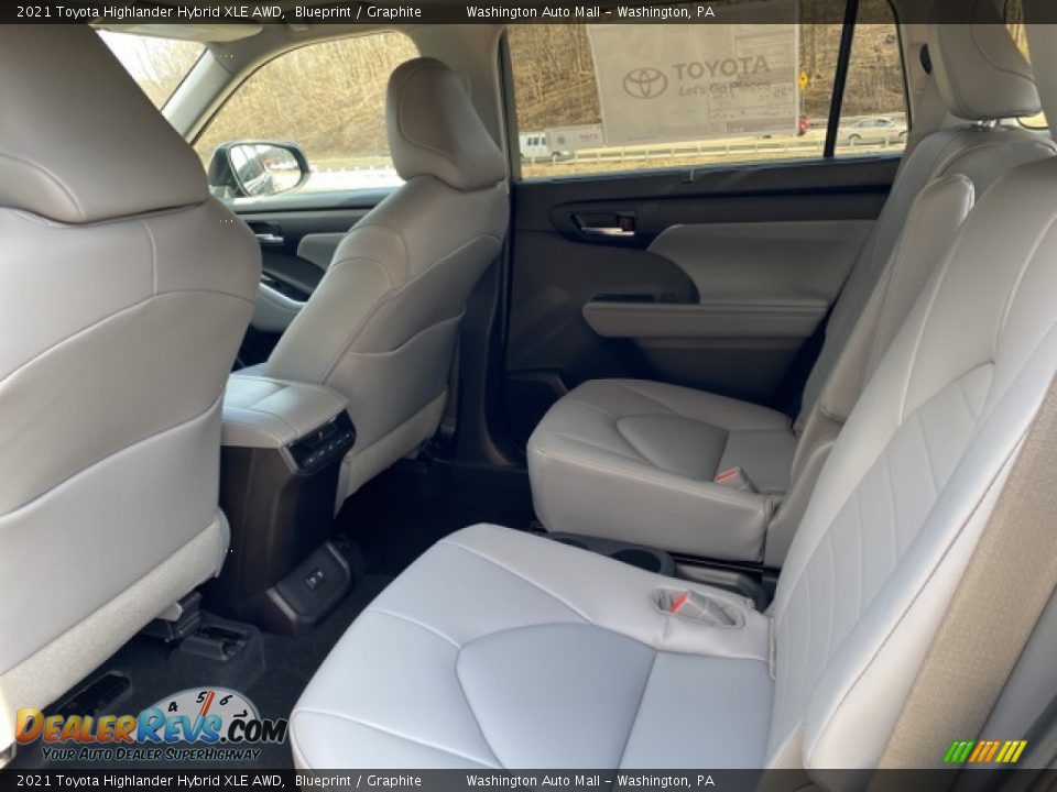 2021 Toyota Highlander Hybrid XLE AWD Blueprint / Graphite Photo #29