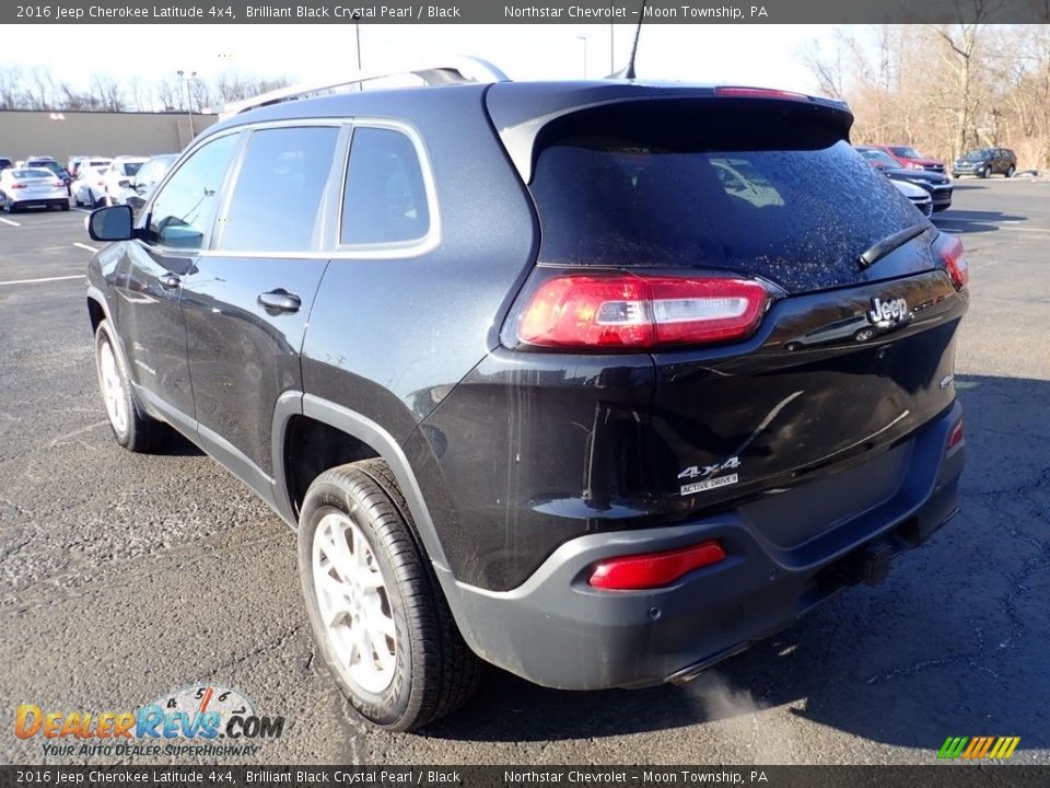 2016 Jeep Cherokee Latitude 4x4 Brilliant Black Crystal Pearl / Black Photo #2