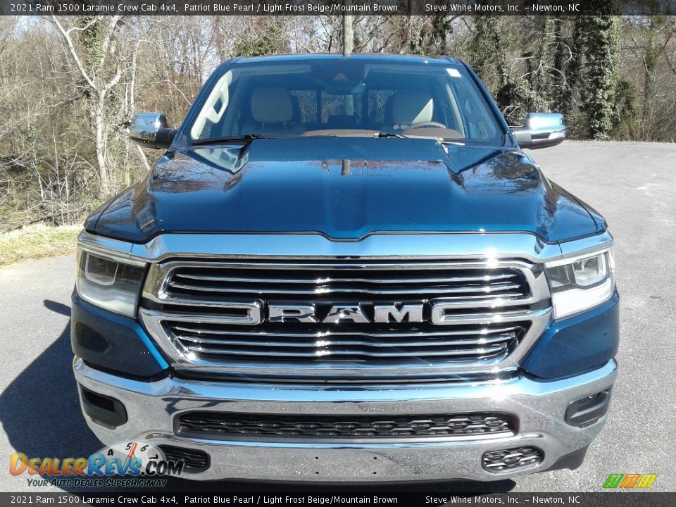 2021 Ram 1500 Laramie Crew Cab 4x4 Patriot Blue Pearl / Light Frost Beige/Mountain Brown Photo #3