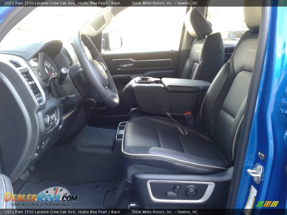 2021 Ram 1500 Laramie Crew Cab 4x4 Hydro Blue Pearl / Black Photo #11