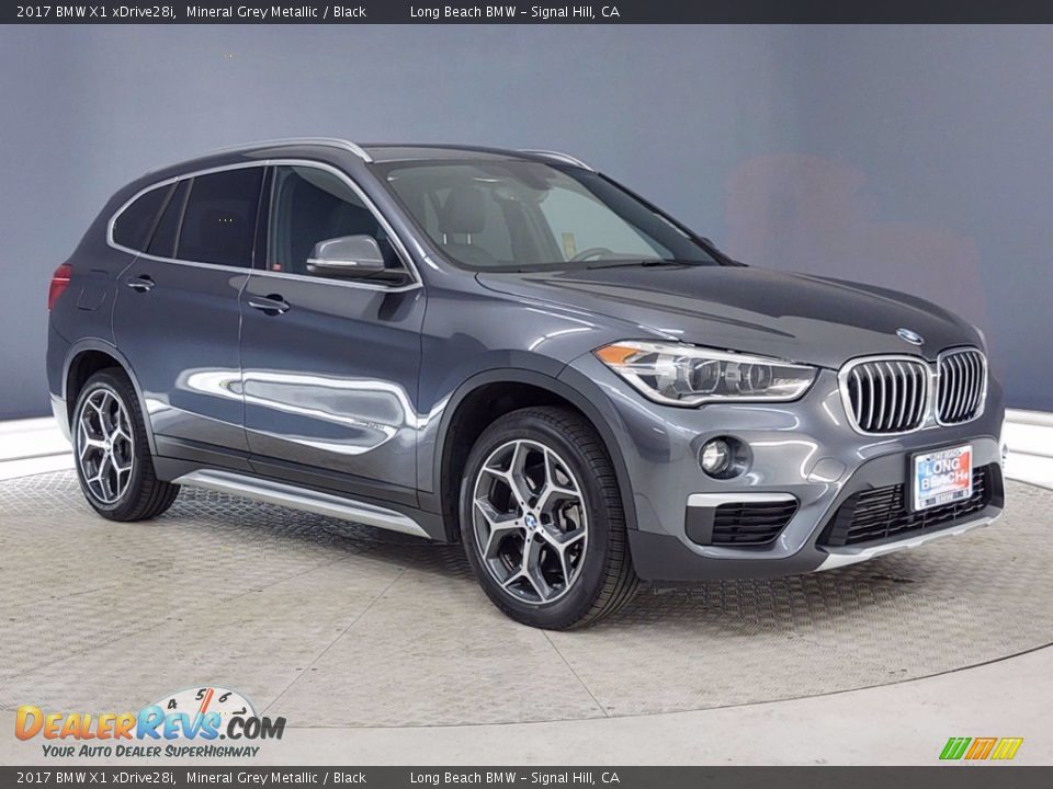 2017 BMW X1 xDrive28i Mineral Grey Metallic / Black Photo #1