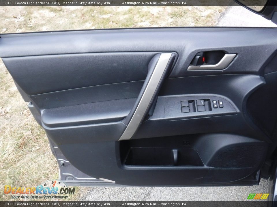 2012 Toyota Highlander SE 4WD Magnetic Gray Metallic / Ash Photo #17