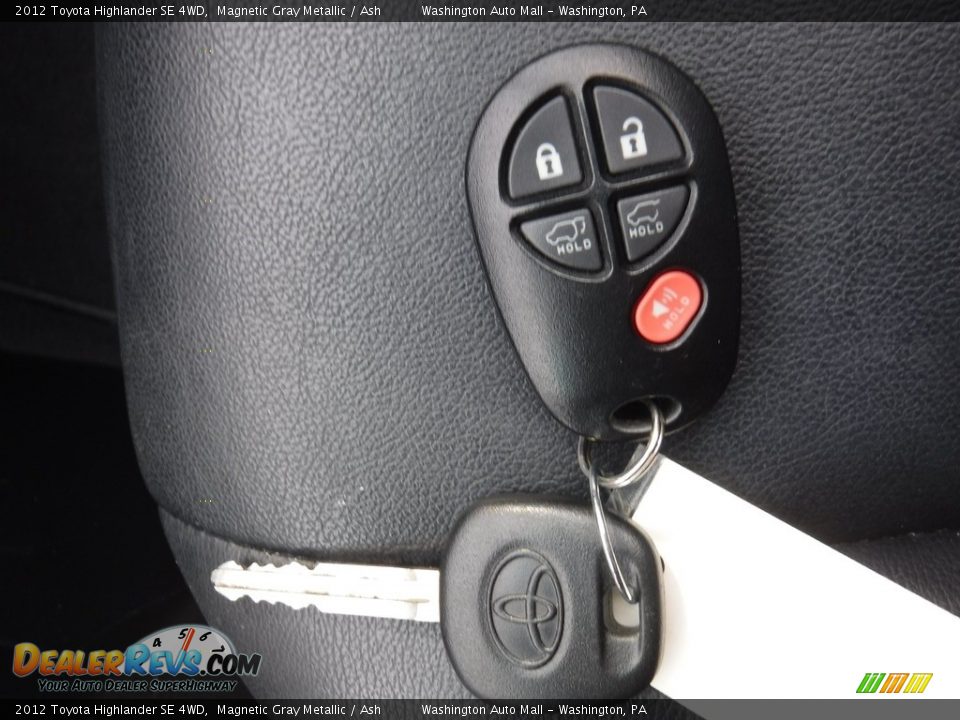 2012 Toyota Highlander SE 4WD Magnetic Gray Metallic / Ash Photo #28