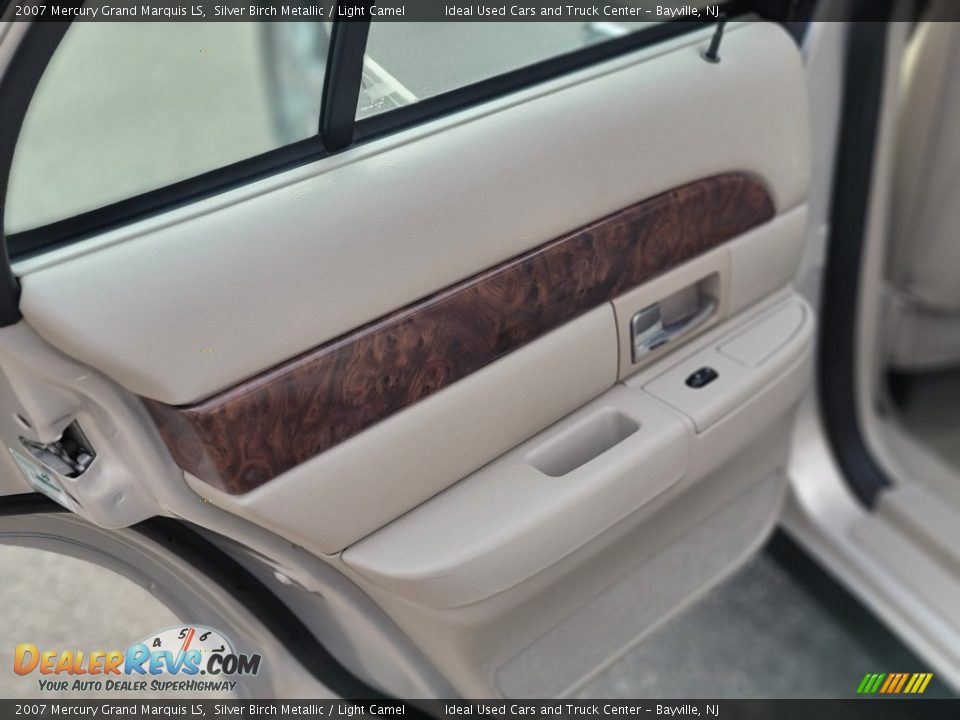 2007 Mercury Grand Marquis LS Silver Birch Metallic / Light Camel Photo #19