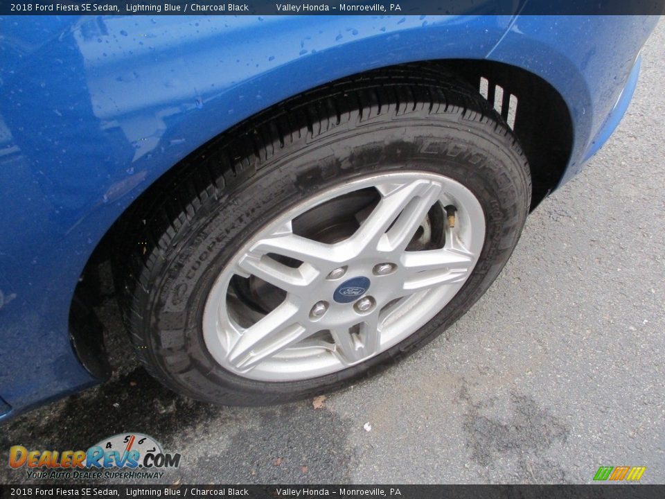 2018 Ford Fiesta SE Sedan Lightning Blue / Charcoal Black Photo #7