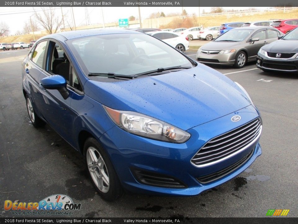 2018 Ford Fiesta SE Sedan Lightning Blue / Charcoal Black Photo #8