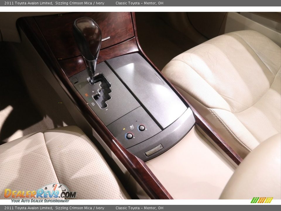 2011 Toyota Avalon Limited Sizzling Crimson Mica / Ivory Photo #11