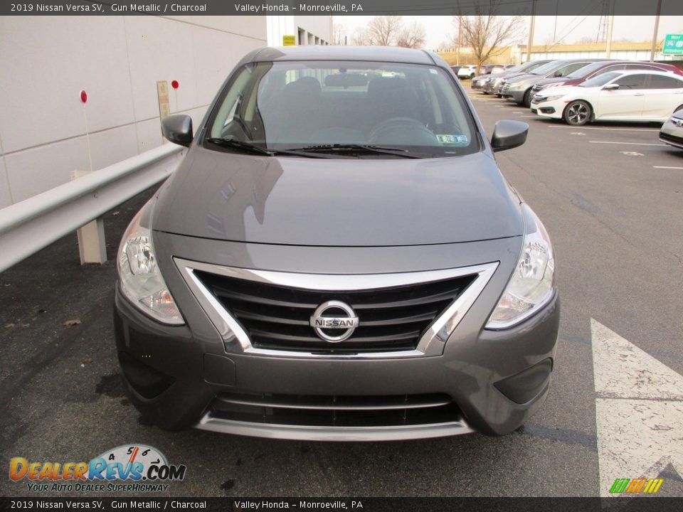 2019 Nissan Versa SV Gun Metallic / Charcoal Photo #8