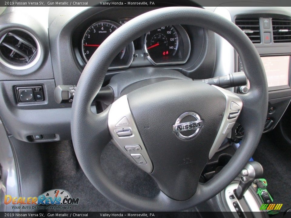 2019 Nissan Versa SV Gun Metallic / Charcoal Photo #14