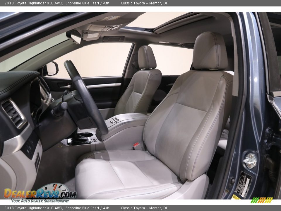 2018 Toyota Highlander XLE AWD Shoreline Blue Pearl / Ash Photo #5