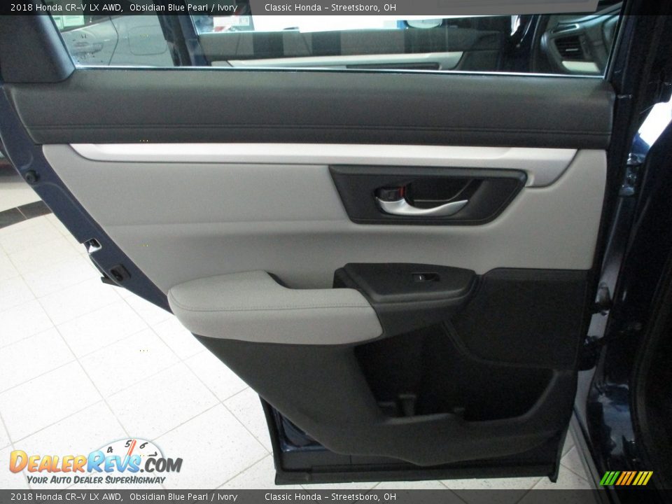 2018 Honda CR-V LX AWD Obsidian Blue Pearl / Ivory Photo #22