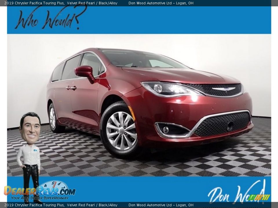 2019 Chrysler Pacifica Touring Plus Velvet Red Pearl / Black/Alloy Photo #1