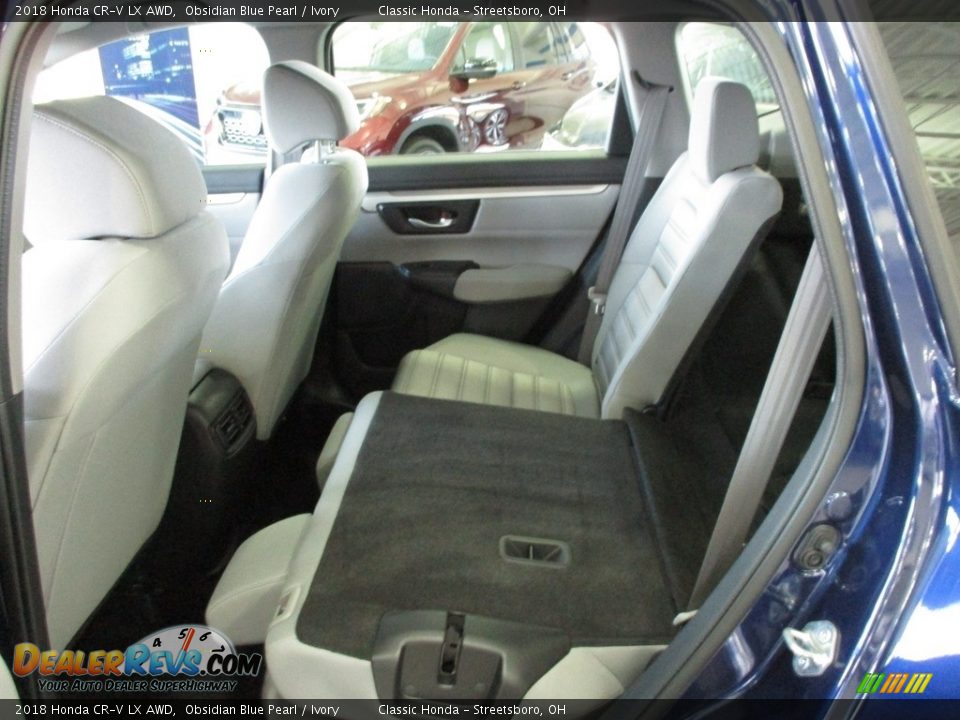 2018 Honda CR-V LX AWD Obsidian Blue Pearl / Ivory Photo #25