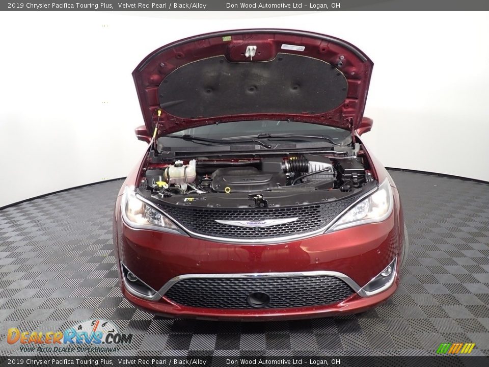 2019 Chrysler Pacifica Touring Plus Velvet Red Pearl / Black/Alloy Photo #7