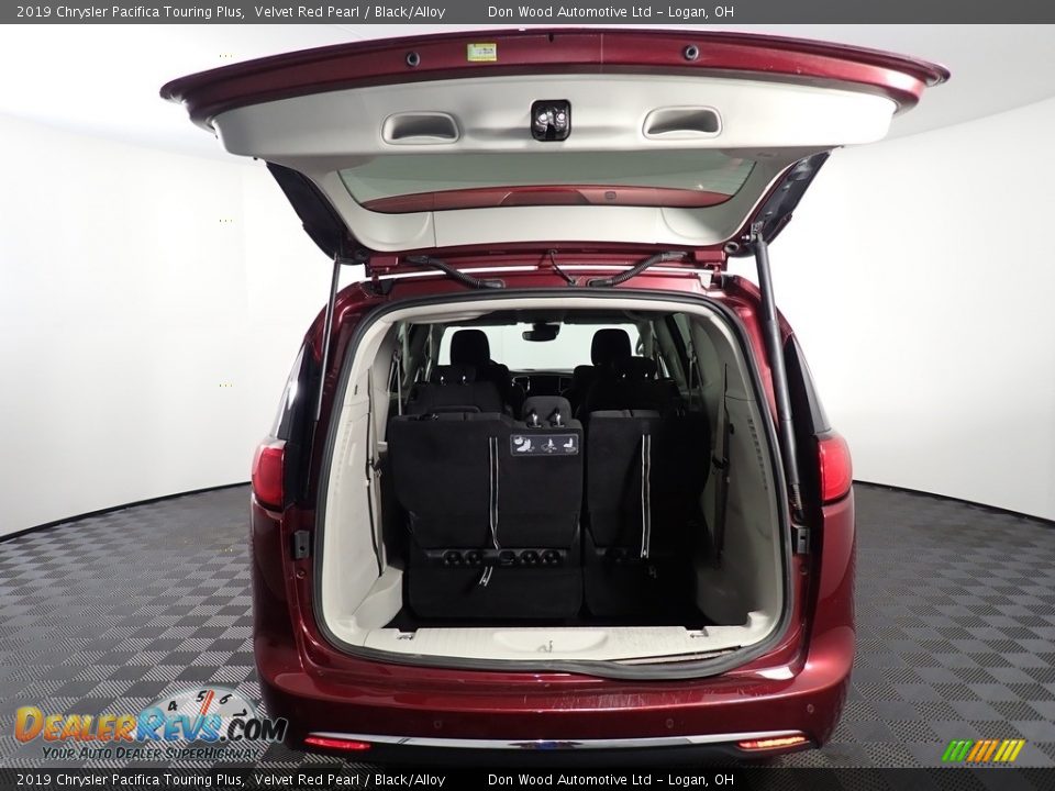 2019 Chrysler Pacifica Touring Plus Velvet Red Pearl / Black/Alloy Photo #14