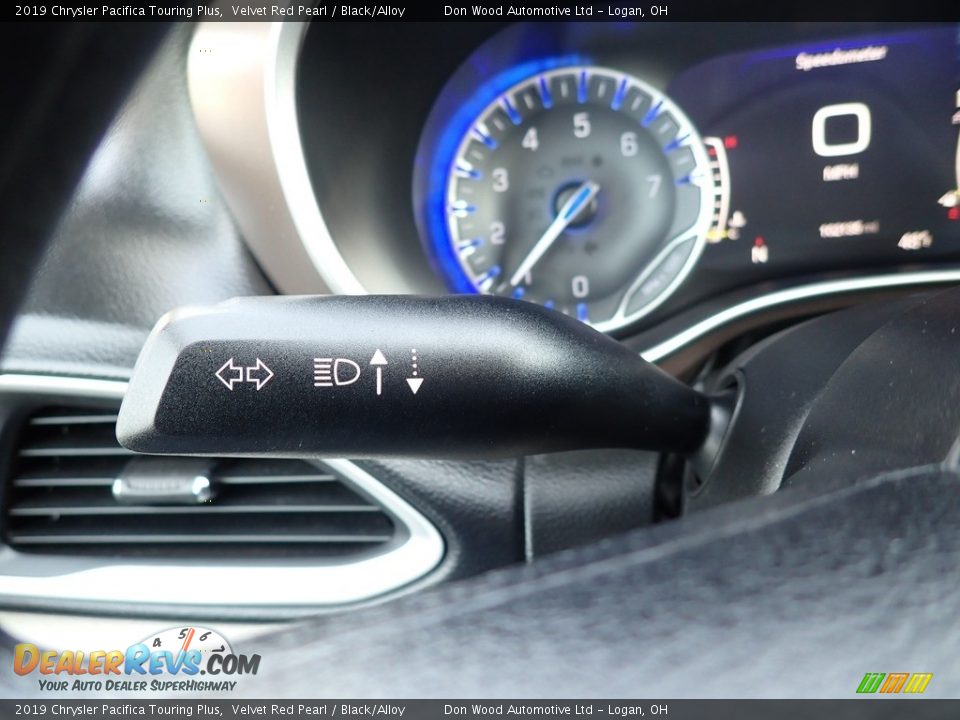 2019 Chrysler Pacifica Touring Plus Velvet Red Pearl / Black/Alloy Photo #26