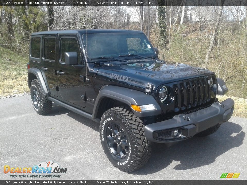 Front 3/4 View of 2021 Jeep Wrangler Unlimited Willys 4x4 Photo #4