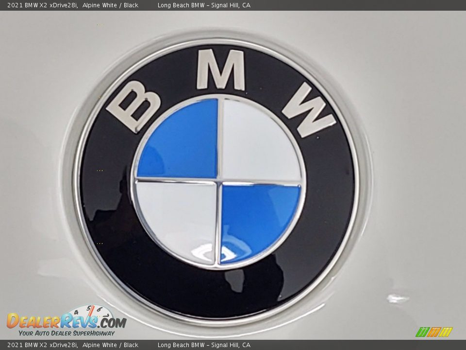 2021 BMW X2 xDrive28i Alpine White / Black Photo #5