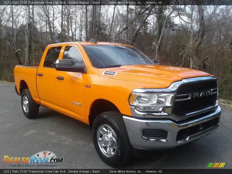 Front 3/4 View of 2021 Ram 2500 Tradesman Crew Cab 4x4 Photo #4