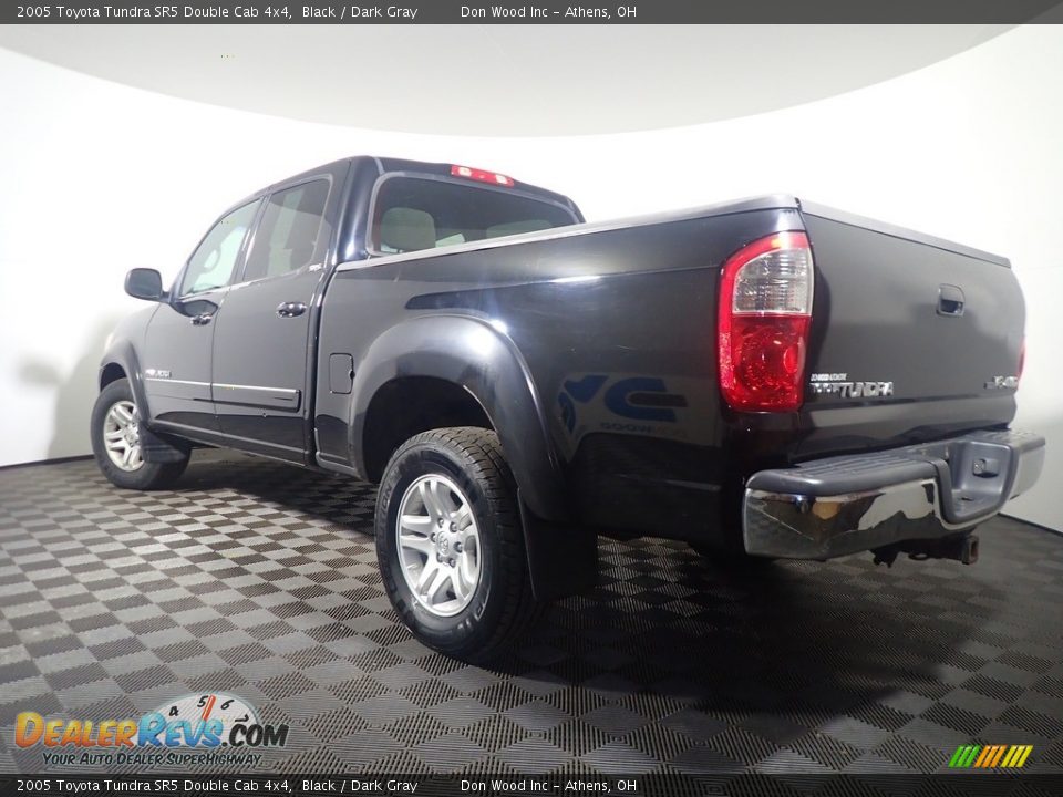 2005 Toyota Tundra SR5 Double Cab 4x4 Black / Dark Gray Photo #10