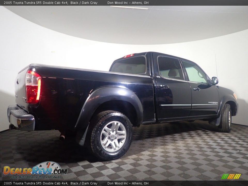 2005 Toyota Tundra SR5 Double Cab 4x4 Black / Dark Gray Photo #14